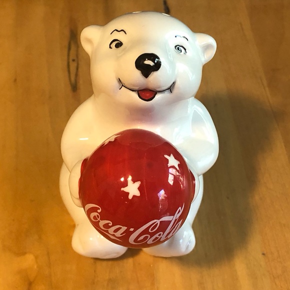 Coca Cola Bear Salt and Pepper Shakers - Picture 6 of 10